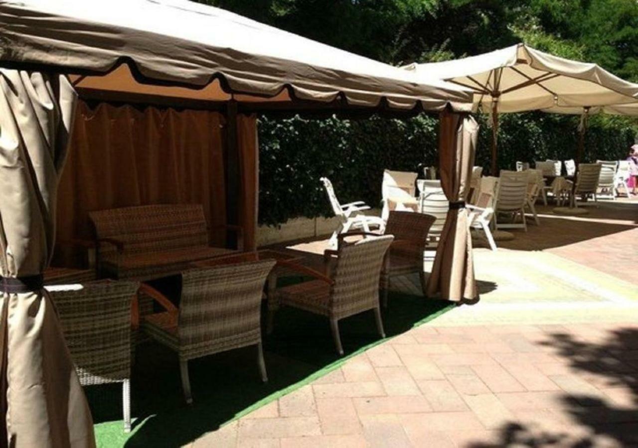 Hotel Le Lune Gatteo a Mare Exterior foto